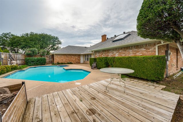 7028 Nicki Street, Dallas, TX 75252
