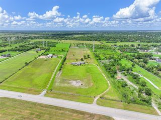 14515 Fm 523, Angleton, TX 77515