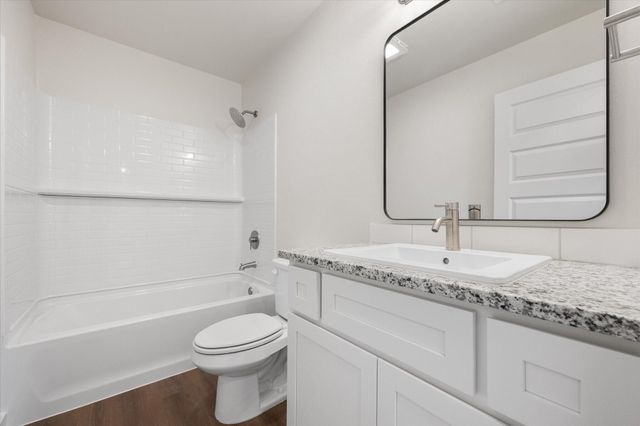 516 E 24th Street, Wolfforth, TX 79382