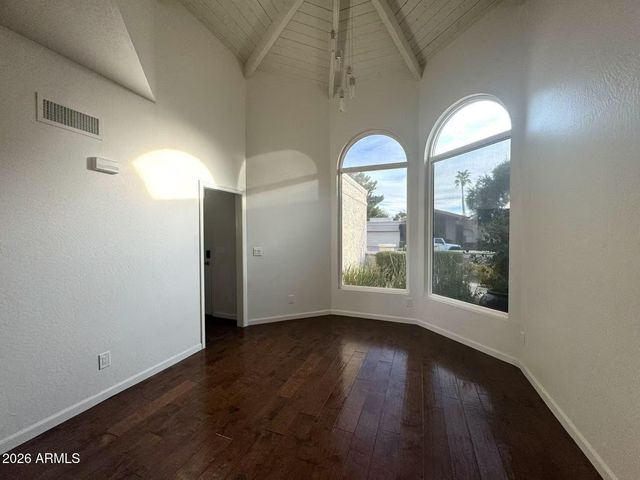 7330 E Griswold Road, Scottsdale, AZ 85258