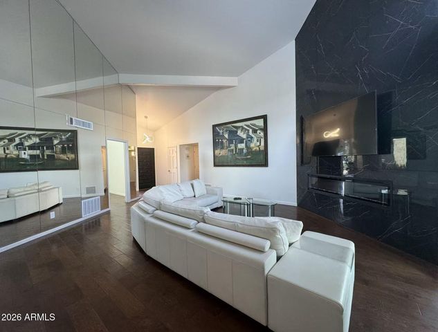 7330 E Griswold Road, Scottsdale, AZ 85258