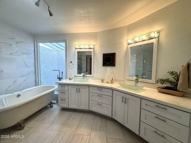 7330 E Griswold Road, Scottsdale, AZ 85258