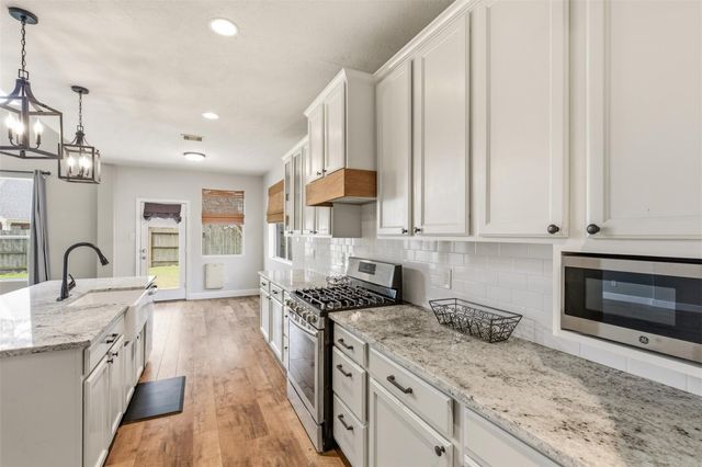 14127 Austin Hollow Court, Houston, TX 77044