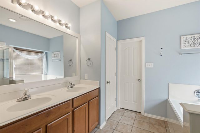 14127 Austin Hollow Court, Houston, TX 77044