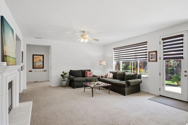 1950 Trail Way, Turlock, CA 95382