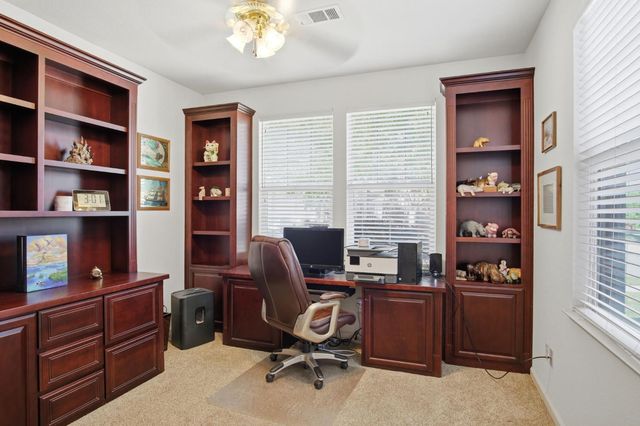 1950 Trail Way, Turlock, CA 95382