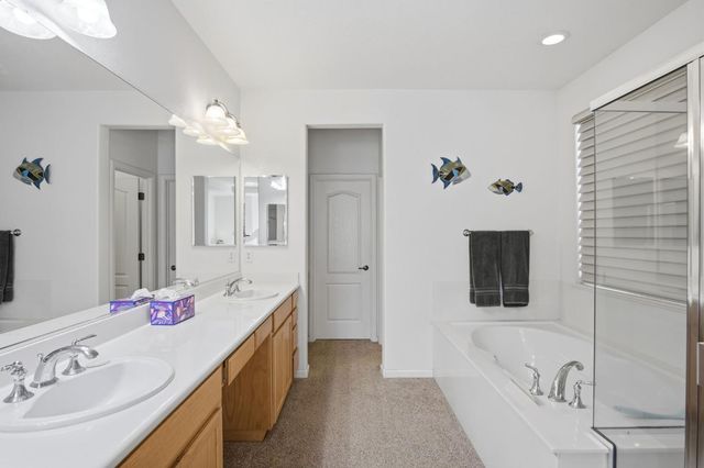 1950 Trail Way, Turlock, CA 95382