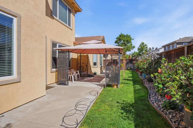 1950 Trail Way, Turlock, CA 95382