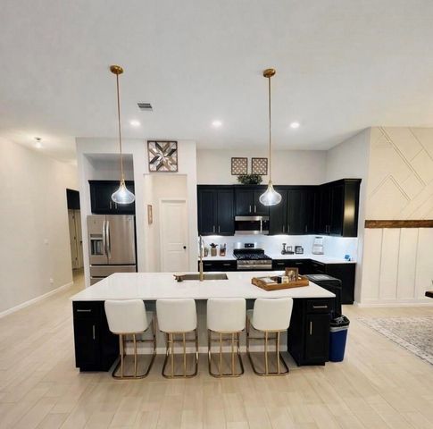 4334 Redford Valley Road, Rosharon, TX 77583