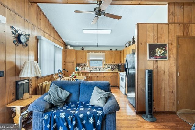 668 Tay Walk Way, Hiawassee, GA 30546