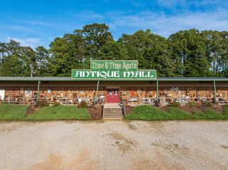 1385 Meadow Farm Road, Inman, SC 29349