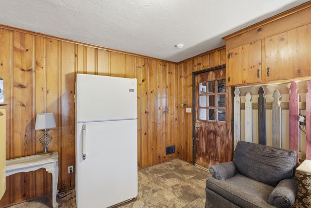 125 Foxhall Road, Spartanburg, SC 29306