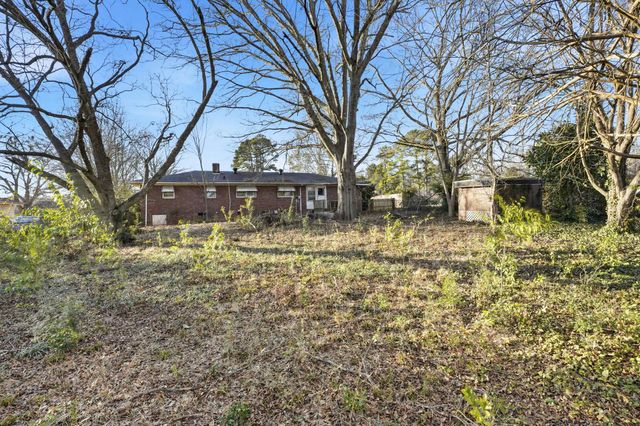 125 Foxhall Road, Spartanburg, SC 29306