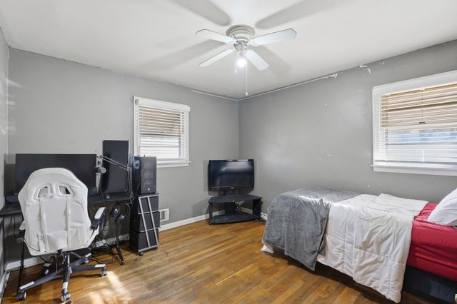 125 Foxhall Road, Spartanburg, SC 29306