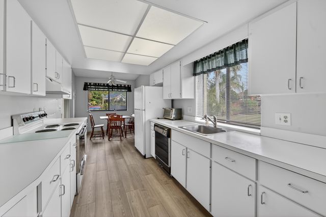 108 Village Walk Drive, Royal Palm Beach, FL 33411