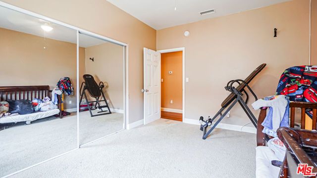 16051 Los Cedros Avenue, Fontana, CA 92336