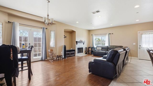 16051 Los Cedros Avenue, Fontana, CA 92336