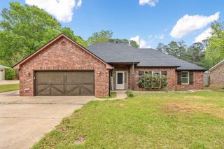 710 Willowood St., Longview, TX 75604