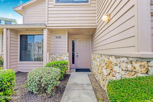 130 Blue Heron Dr Unit A, Daytona Beach, FL 32119
