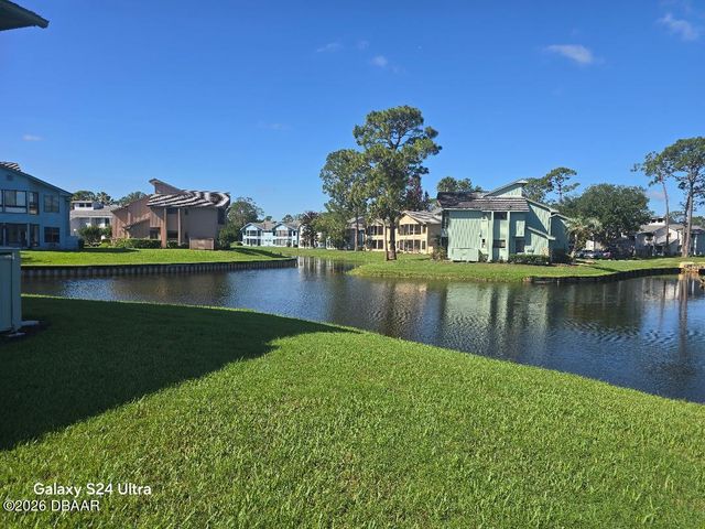 130 Blue Heron Dr Unit A, Daytona Beach, FL 32119
