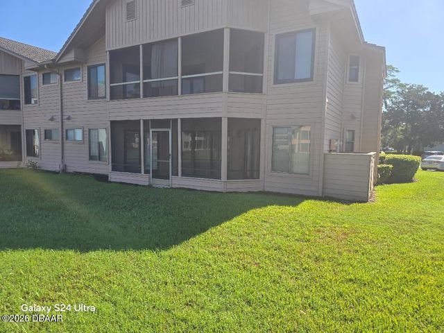 130 Blue Heron Dr Unit A, Daytona Beach, FL 32119