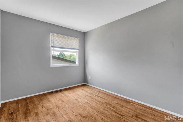 3515 Saint Catherine Street, Florissant, MO 63033