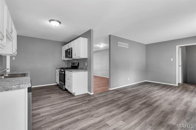 3515 Saint Catherine Street, Florissant, MO 63033