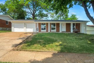 3515 Saint Catherine Street, Florissant, MO 63033