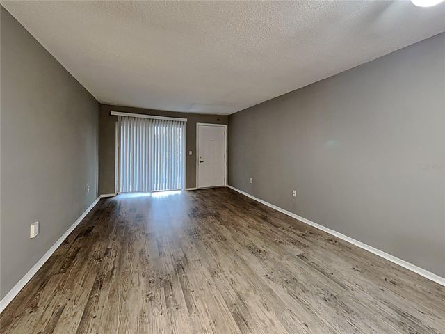 476 BANYON TREE CIRCLE 102, Maitland, FL 32751