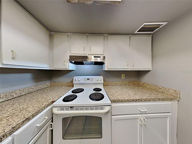 476 BANYON TREE CIRCLE 102, Maitland, FL 32751