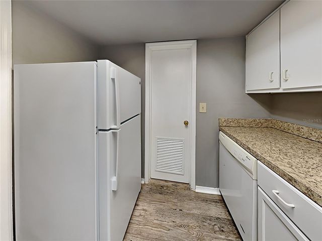 476 BANYON TREE CIRCLE 102, Maitland, FL 32751