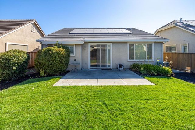 3091 Red Maple Ct, Vacaville, CA 95687