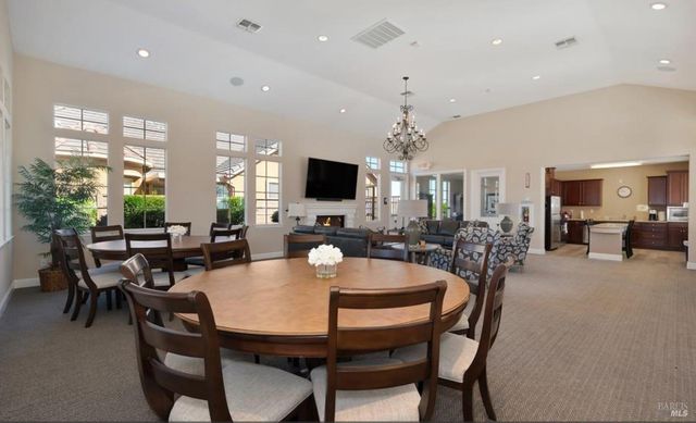 3091 Red Maple Ct, Vacaville, CA 95687