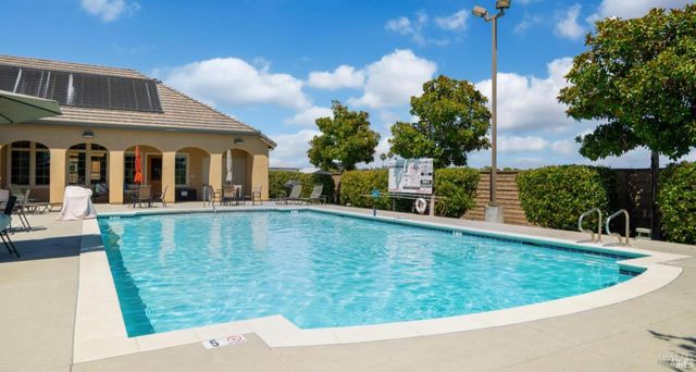 3091 Red Maple Ct, Vacaville, CA 95687