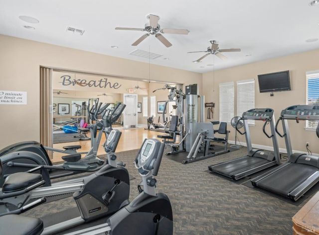 3091 Red Maple Ct, Vacaville, CA 95687