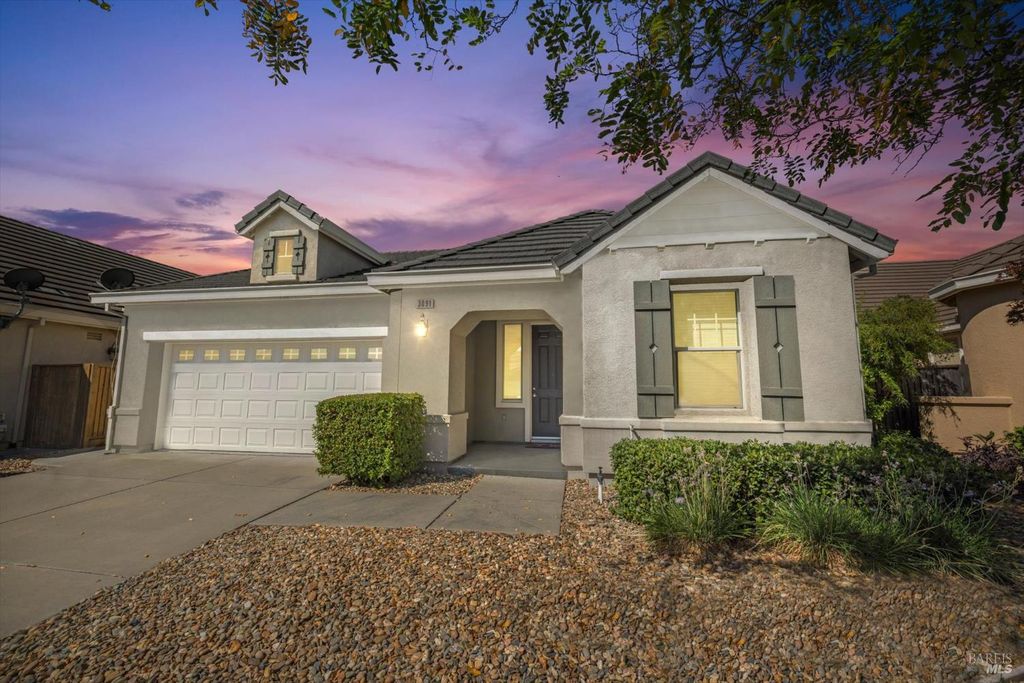 3091 Red Maple Ct, Vacaville, CA 95687