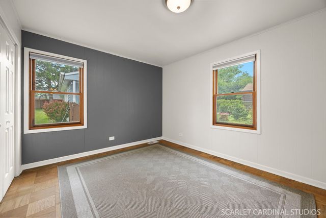 22 W Jackson Street, Villa Park, IL 60181