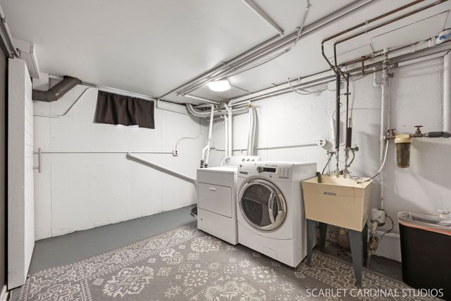 22 W Jackson Street, Villa Park, IL 60181