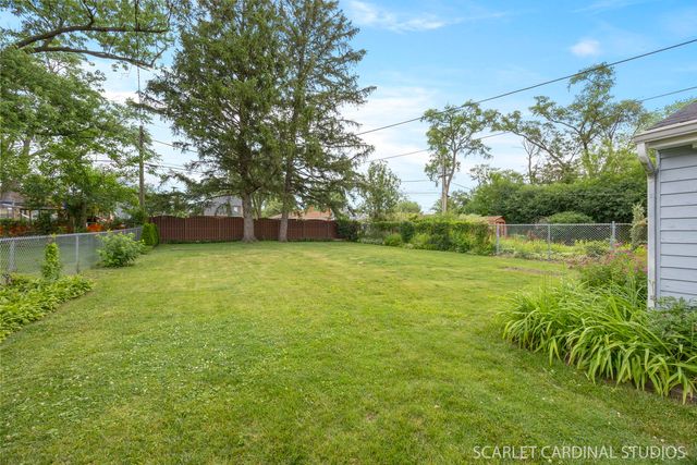 22 W Jackson Street, Villa Park, IL 60181