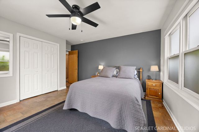 22 W Jackson Street, Villa Park, IL 60181