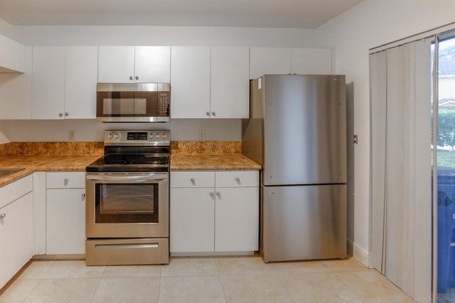 4149 NW 67th Te 4149, Lauderhill, FL 33319