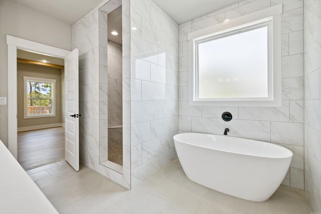 208 Clearview, Benton, AR 72019