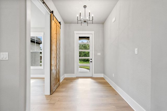 208 Clearview, Benton, AR 72019