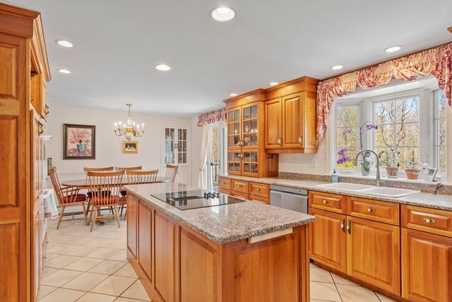 103 Brooks Station Road, Princeton, MA 01541