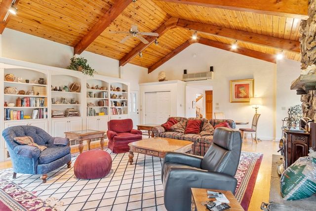 103 Brooks Station Road, Princeton, MA 01541