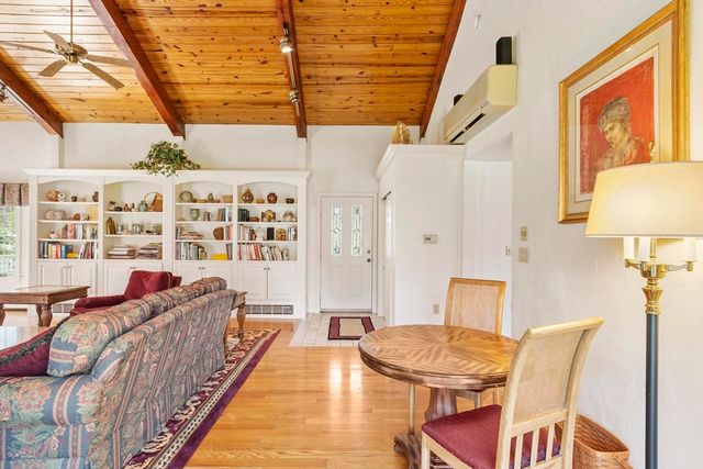 103 Brooks Station Road, Princeton, MA 01541