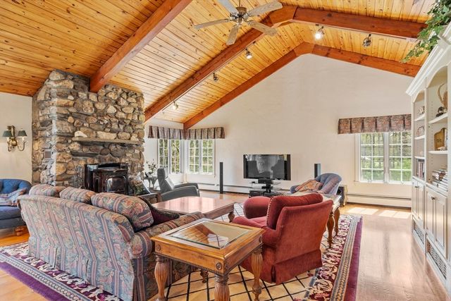 103 Brooks Station Road, Princeton, MA 01541