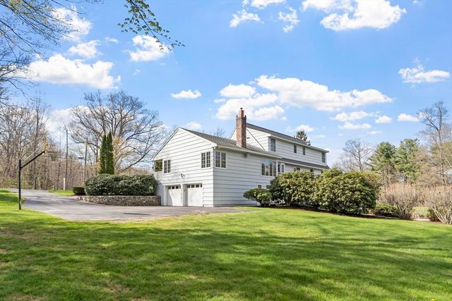 103 Brooks Station Road, Princeton, MA 01541