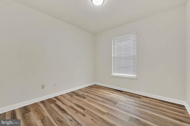 270 OAKNOLL AVE, Felton, DE 19943