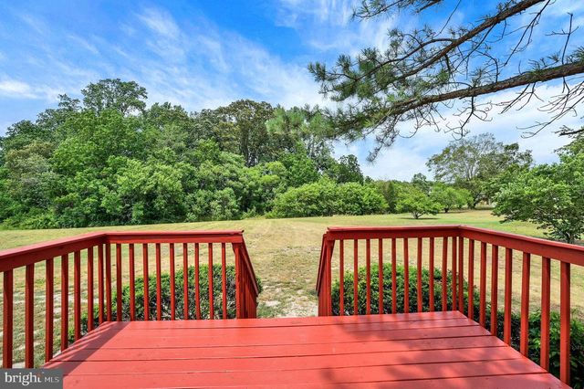 270 OAKNOLL AVE, Felton, DE 19943